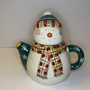 Hand painted Debbie Mumm vintage winter snowman teapot